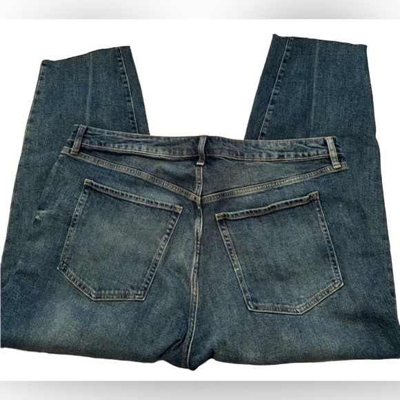 Old Navy Higher High Rise O.G. Straight Jeans - Picture 3 of 5